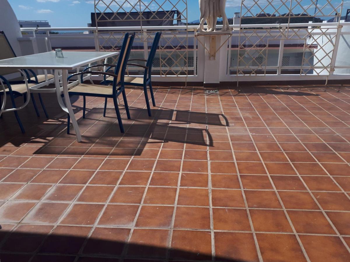 Apartment In Costa Del Sol With Large Terrace For 9 People Rincón de la Victoria Buitenkant foto