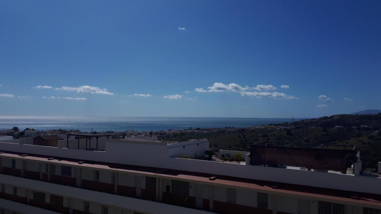 Apartment In Costa Del Sol With Large Terrace For 9 People Rincón de la Victoria Buitenkant foto