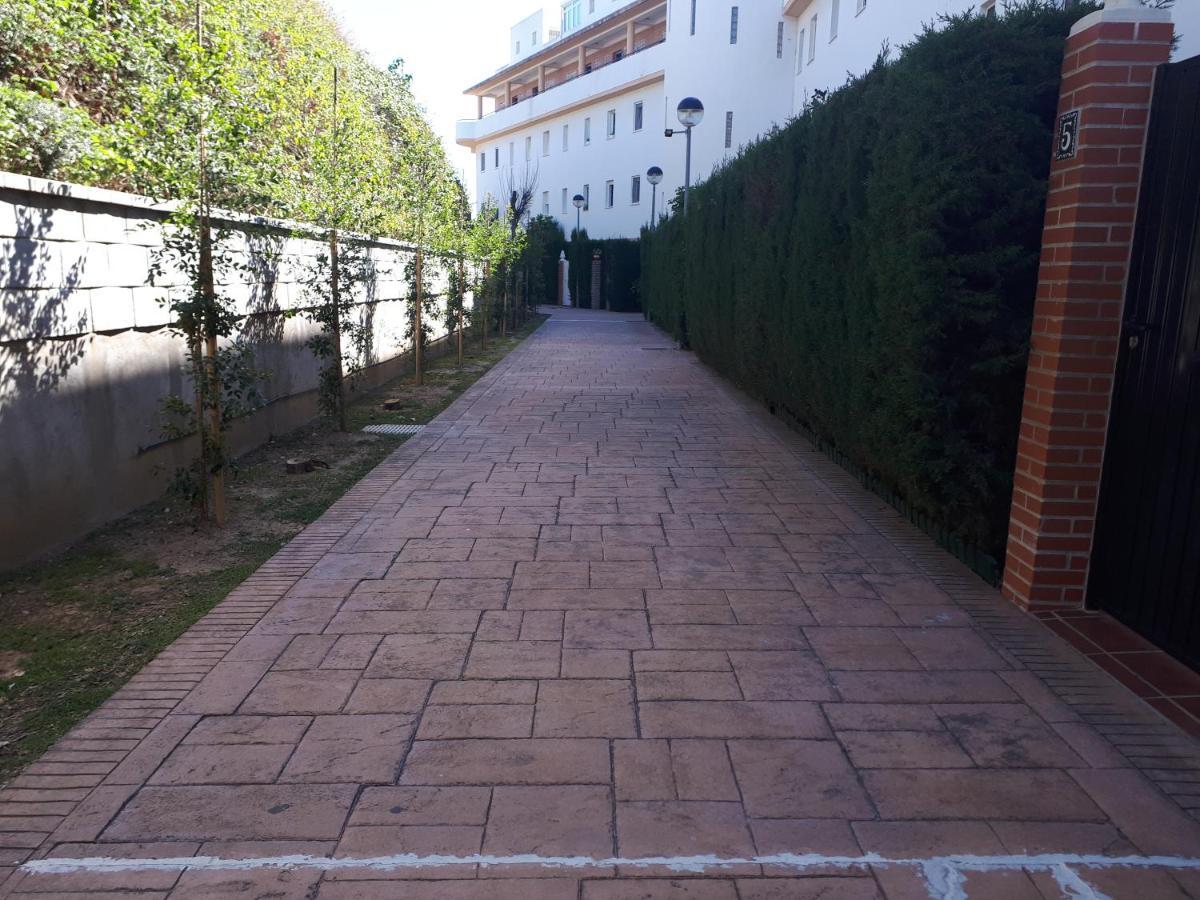 Apartment In Costa Del Sol With Large Terrace For 9 People Rincón de la Victoria Buitenkant foto